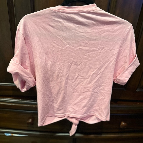 Alice & Olivia - Lera Embellished Tie Front Tee in Electric Pink/Bright Poppy - Picture 7 of 10